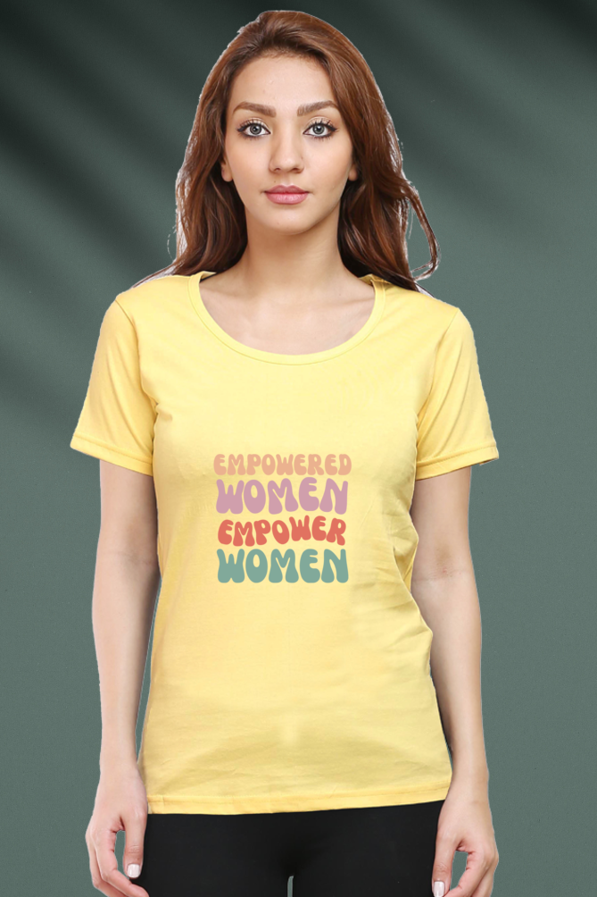 Regular T-Shirt - empowered woman