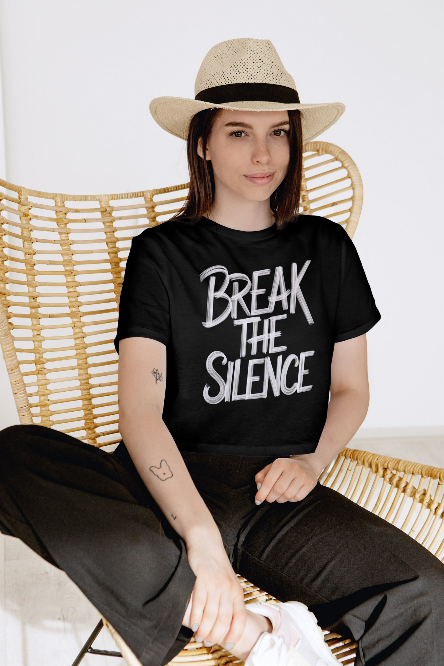 Crop Top - break the silence