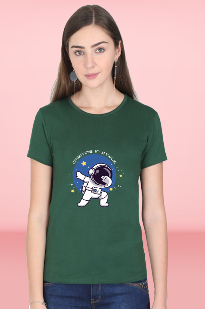 Regular T-Shirt - orbiting in style