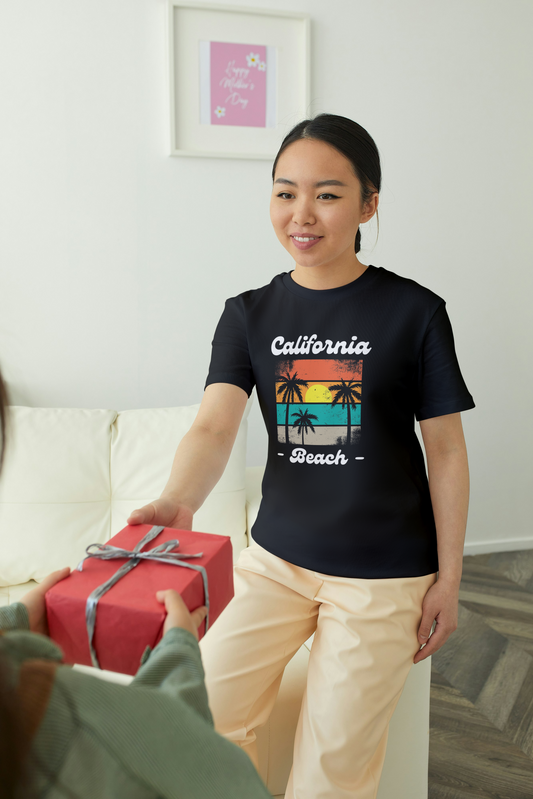 Regular T-Shirt - california beach with 4 colour